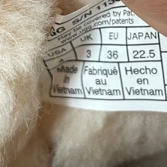 UGG Kids Classic II Glitter Boots Pink Size 4 - Picture 8 of 13